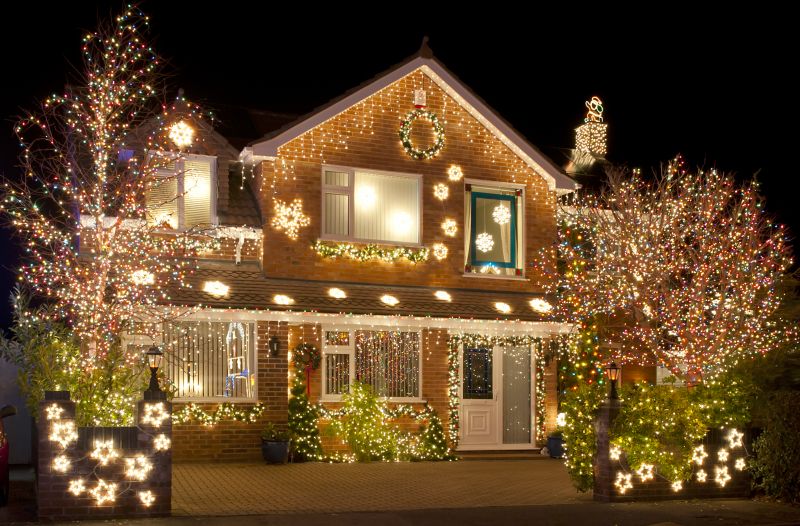 Holiday Lights Installation in Roswell, GA