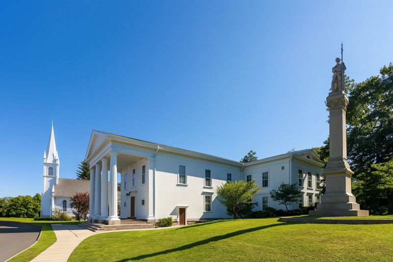 Local Christmas Lights Installation in Branford, CT