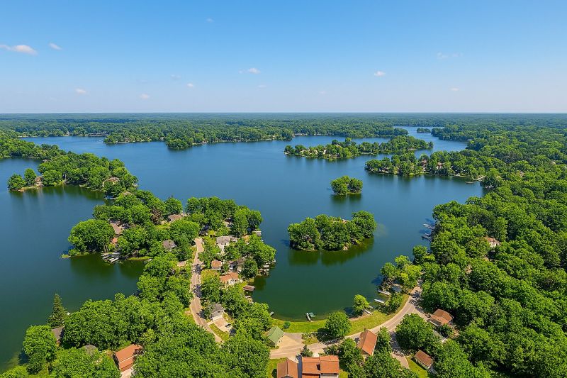 Local Christmas Lights Installation in Lake Orion, MI