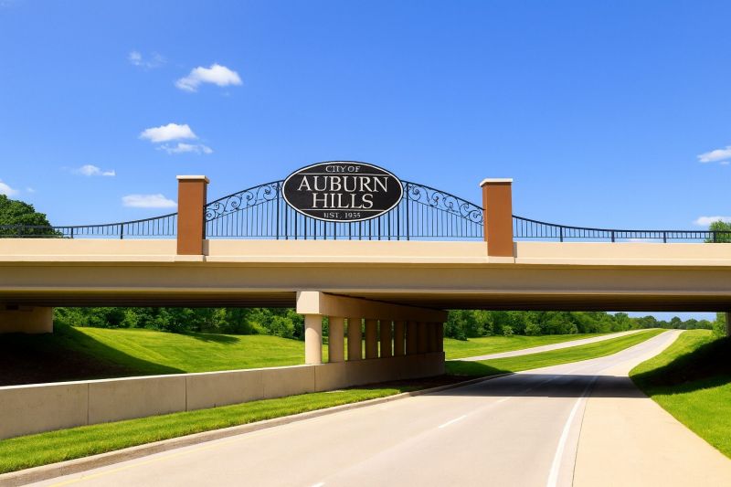 Local Christmas Lights Installation in Auburn Hills, MI