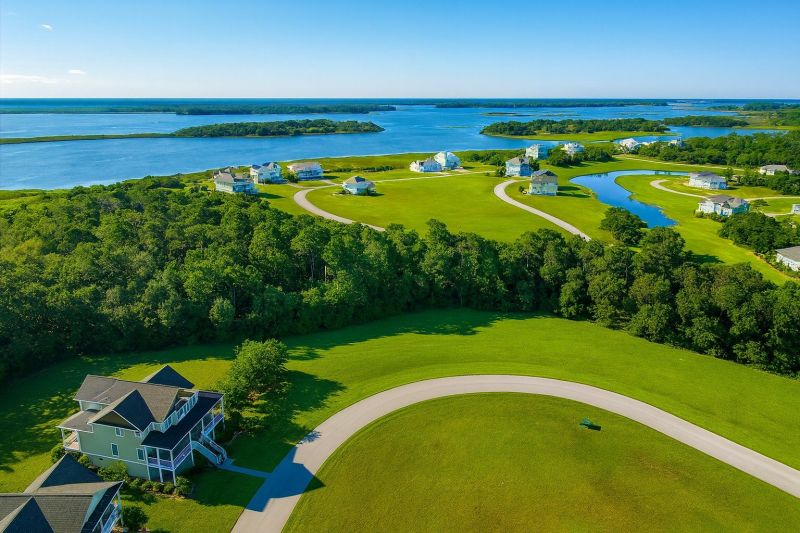 Local Christmas Lights Installation in Holly Ridge, NC