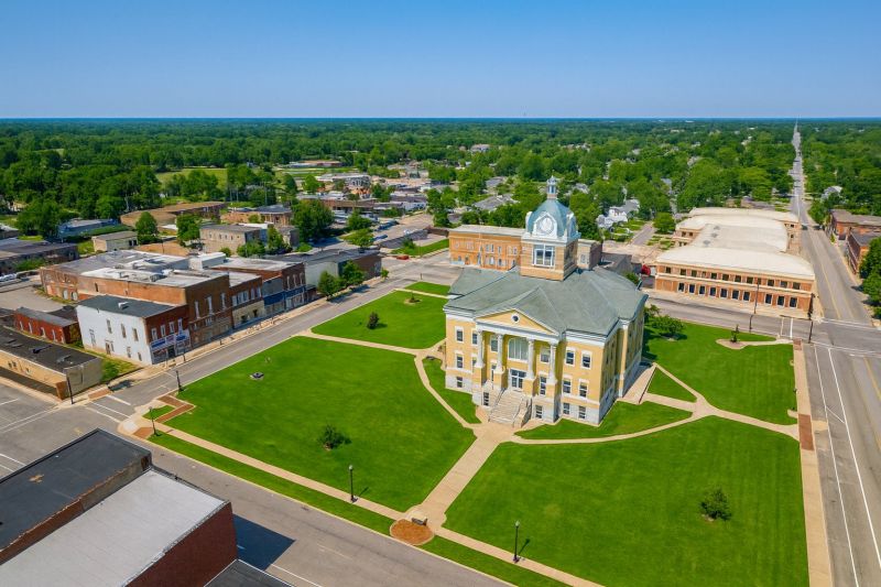 Local Christmas Lights Installation in Boonville, IN