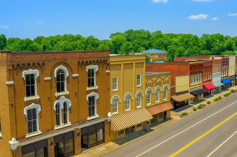 Local Christmas Lights Installation in Sweetwater, TN