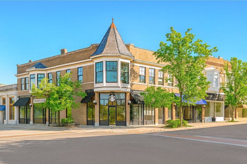 Local Christmas Lights Installation in Hinsdale, IL