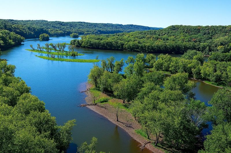 Local Christmas Lights Installation in Hudson, WI