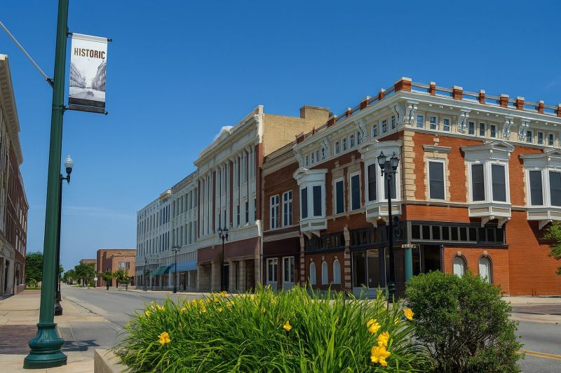 Local Holiday Lights Installation in Leavenworth, KS