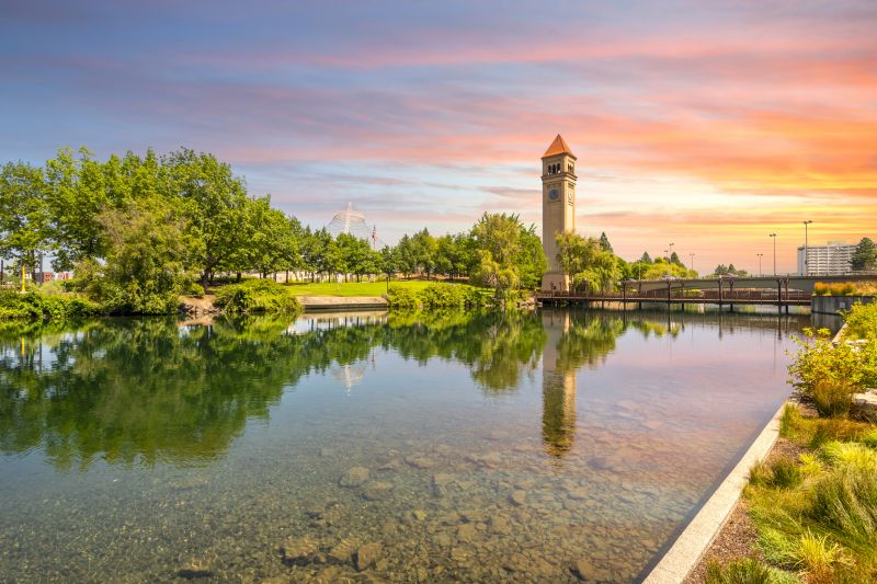 Local Holiday Lights Installation in Spokane, WA