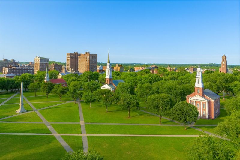 Local Holiday Lights Installation in North Haven, CT