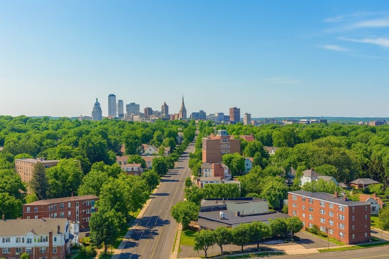 Local Holiday Lights Installation in Meriden, CT
