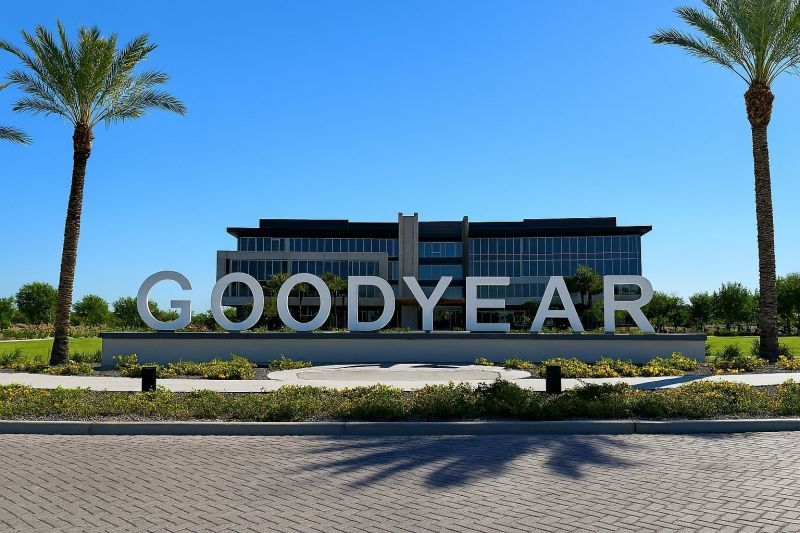 Local Holiday Lights Installation in Goodyear, AZ